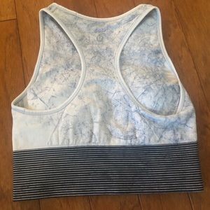 Blue Lululemon Ebb to Train Bra/Tank Top size 6